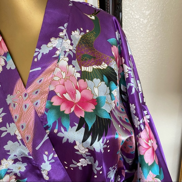 Sam Well Peacock & Glowers Kimono Style Robe - Picture 6 of 11
